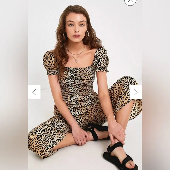 Faithfull The Brand Della Leopard Print Jumpsuit XS/2 - Picture 2 of 12